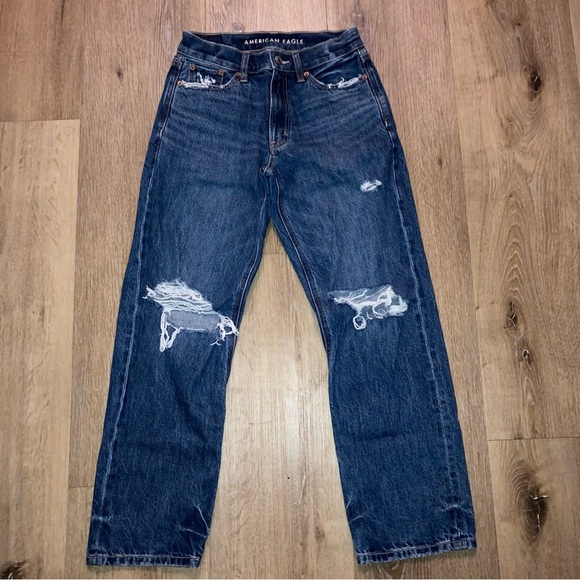 American Eagle Women’s Ex Boyfriend Relaxed Fit Jeans Distressed Size 00 Short - Picture 1 of 12